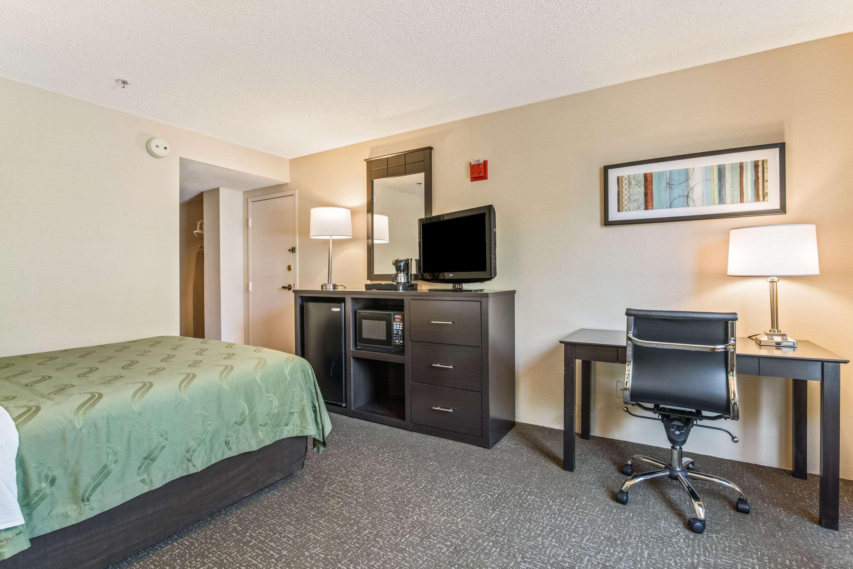 Quality Inn Portsmouth Ngoại thất bức ảnh