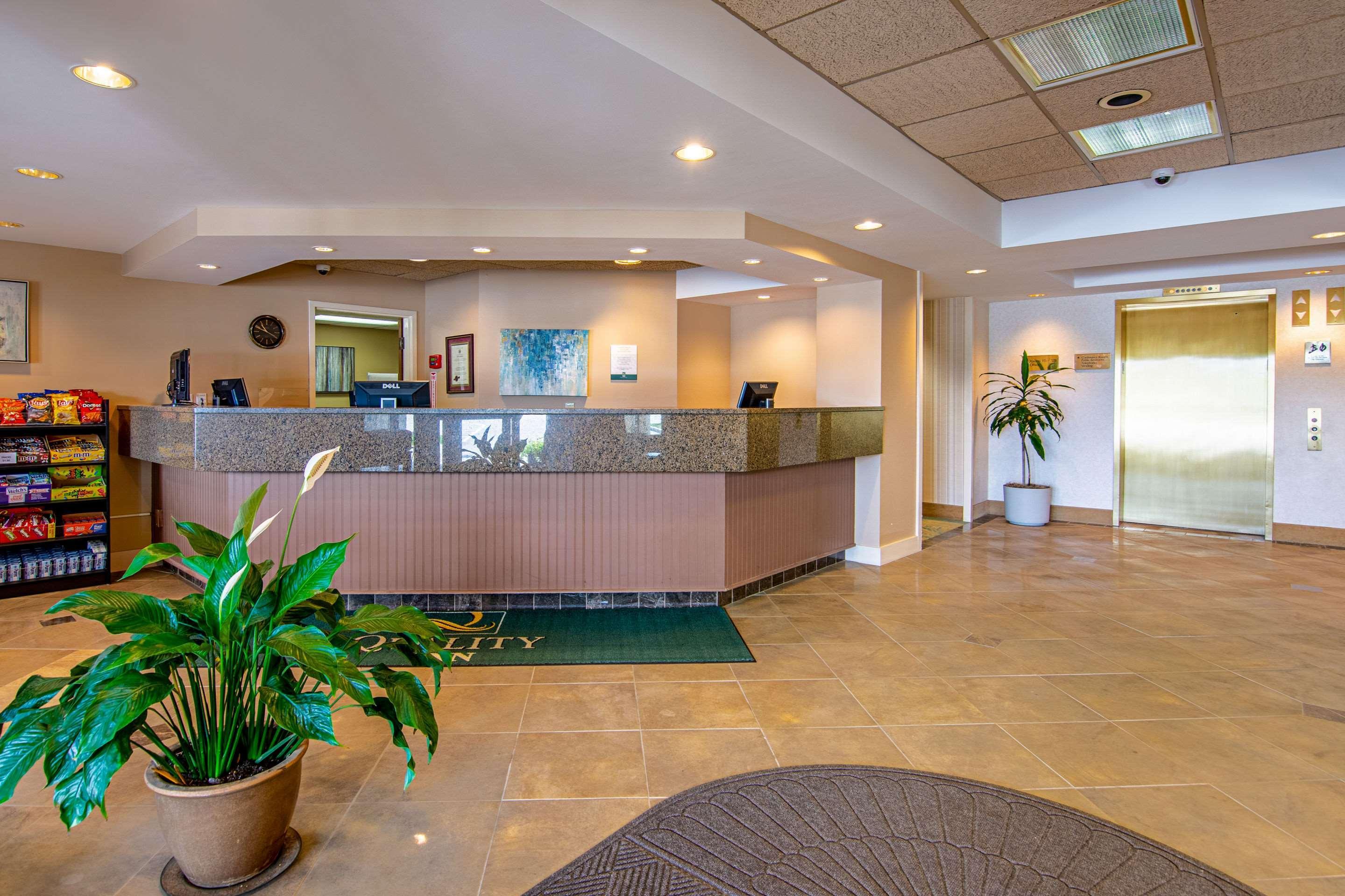 Quality Inn Portsmouth Ngoại thất bức ảnh