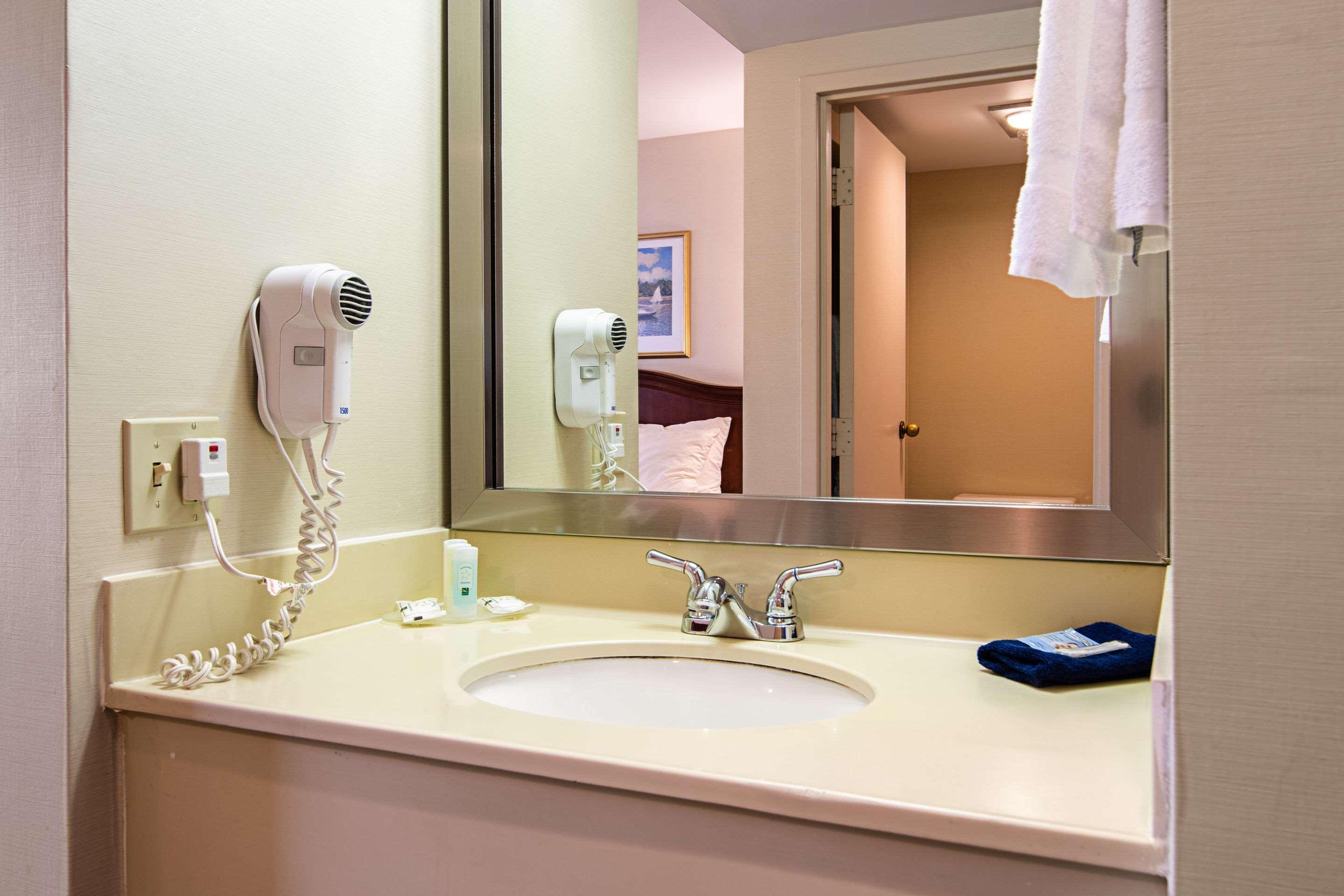 Quality Inn Portsmouth Ngoại thất bức ảnh
