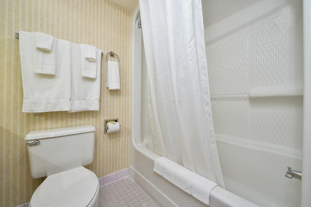 Quality Inn Portsmouth Ngoại thất bức ảnh